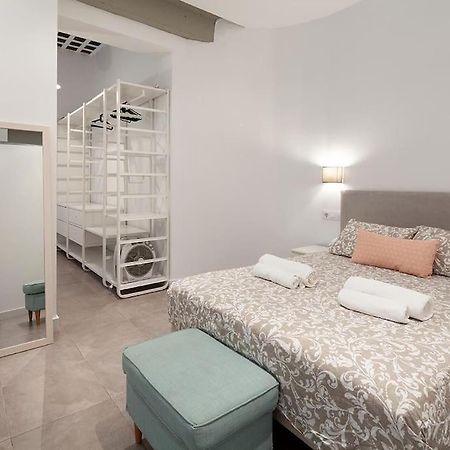 Loft Next To Calle Betis, Best Area Of Seville-Sevillarooms 外观 照片